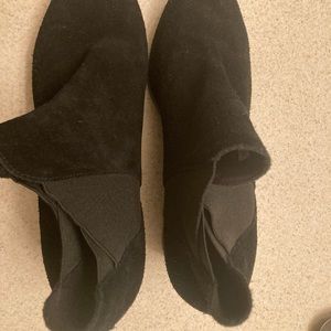 Crocs black suede wedge boots